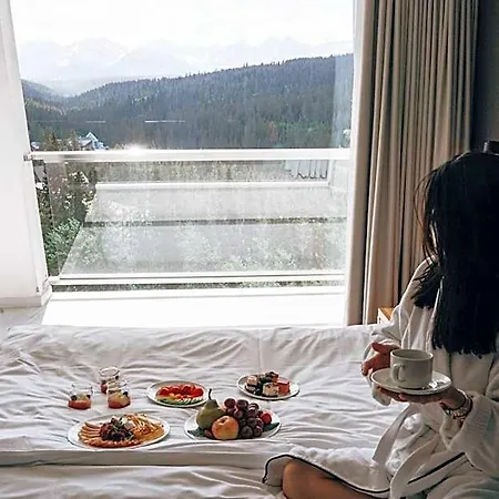 Harnas Dla Doroslych Z Widokiem Na Tatry - Adults Only 4*